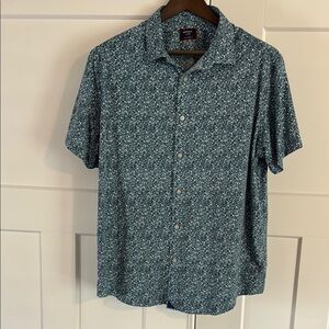 UNTUCKit Blue Casual Button Down Shirt